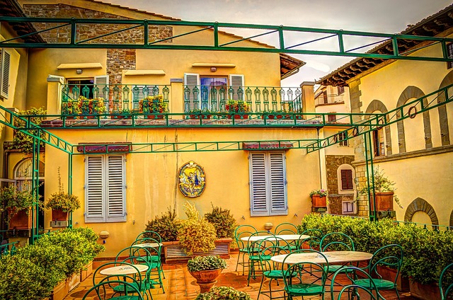 From Seating to Lighting: Design Elements for a Stunning Cafe-Like Terrace at Home