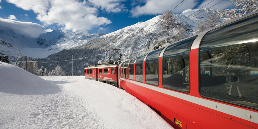 Top Train Tours for Adventure Seekers: Mountains, Rivers & Hidden Landscapes